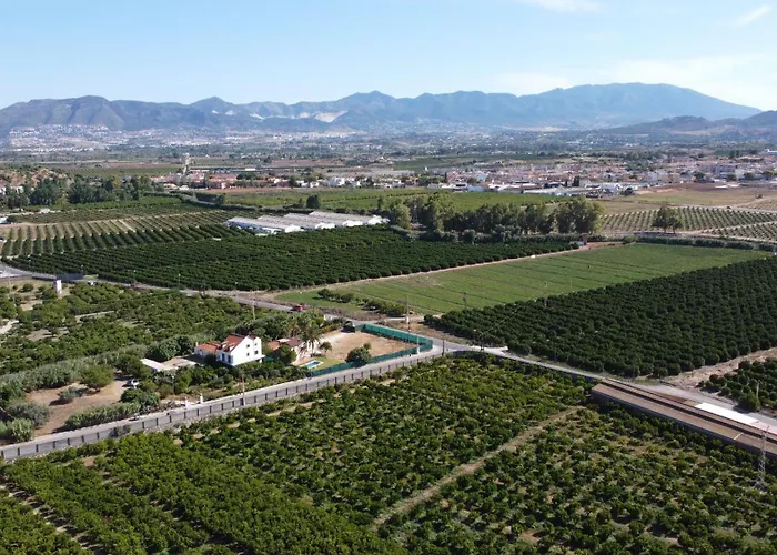 Complejo Rural Lo Arrabal 度假居 马拉加